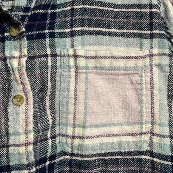 AE Cotton Flannel Shirt - Picture 4 of 7